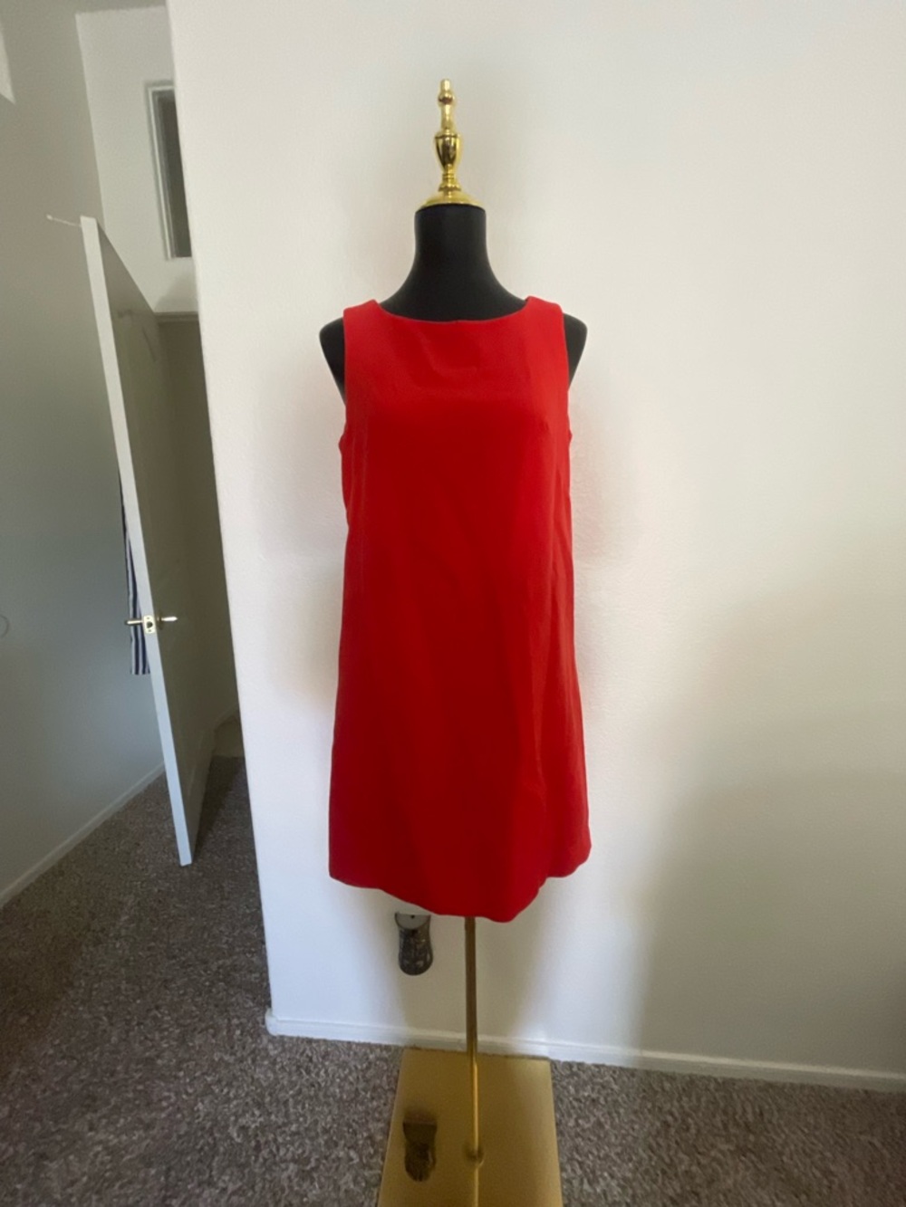 GAP Sleeveless Shift Mini Dress